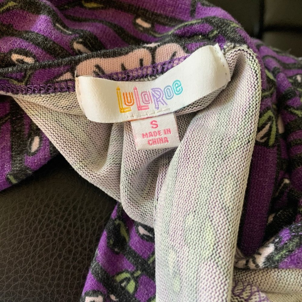 LuLaRoe Ladies Sarah Floral Long Cardigan Duster Sweater Size S - Picture 4 of 6
